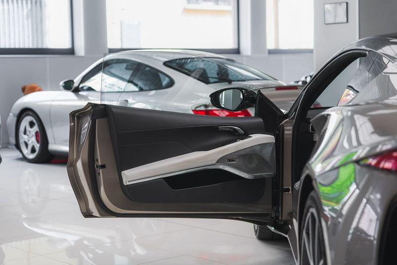 Lotus Emira Emira V6