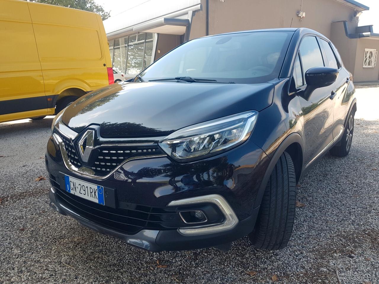 Renault Captur TCe 120 CV Start&Stop Energy Initiale Paris NEOPATENTATI