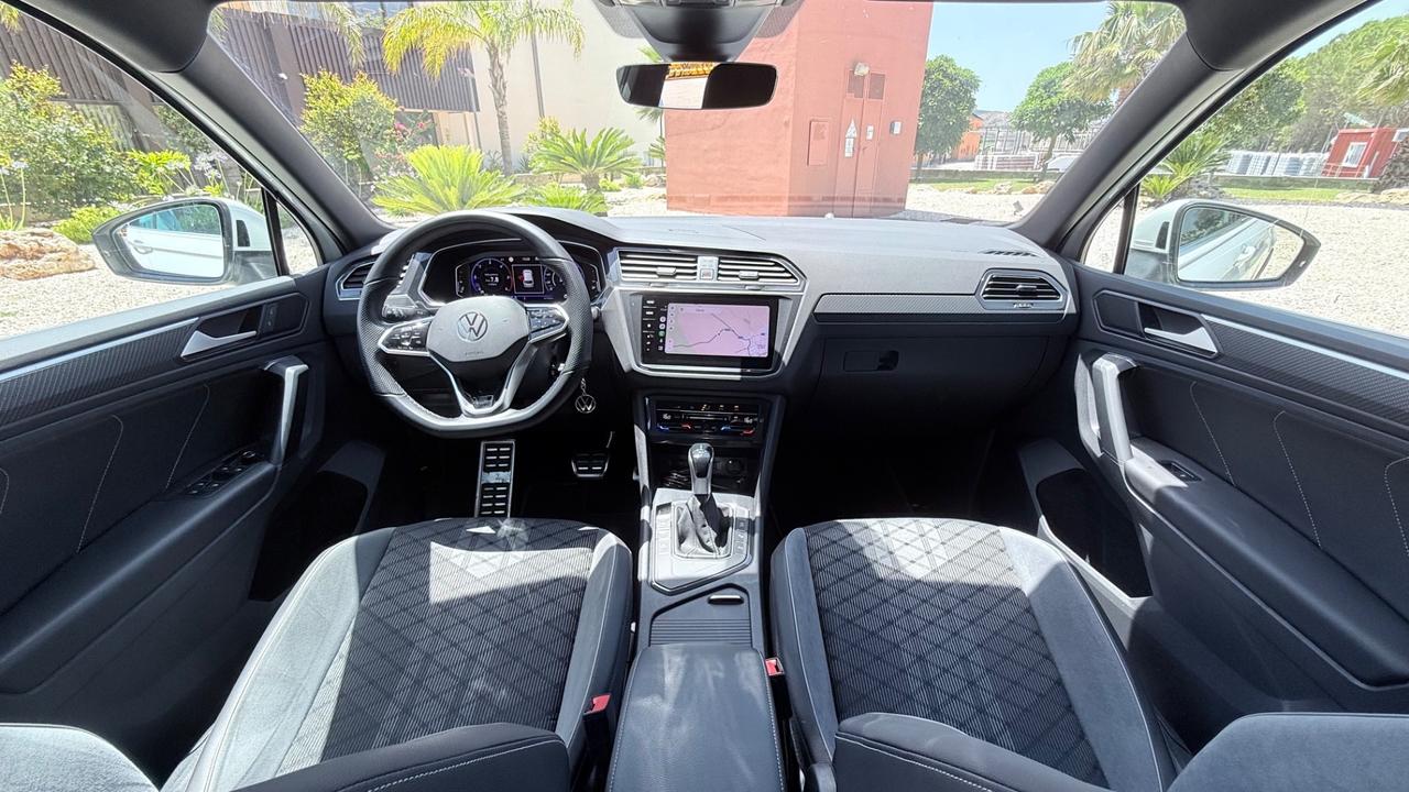 Volkswagen Tiguan 2.0 TDI 150 CV SCR DSG R-Line