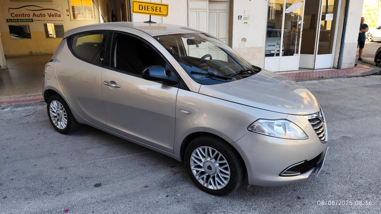 Lancia Ypsilon 1.3 MJT 16V 95 CV 5 porte S&S Gold