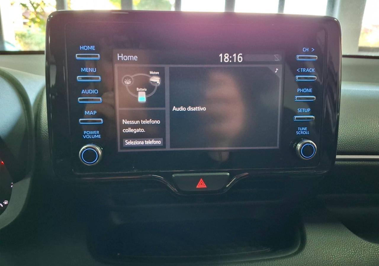 Toyota Yaris 1.5 full Hybrid 5 porte
