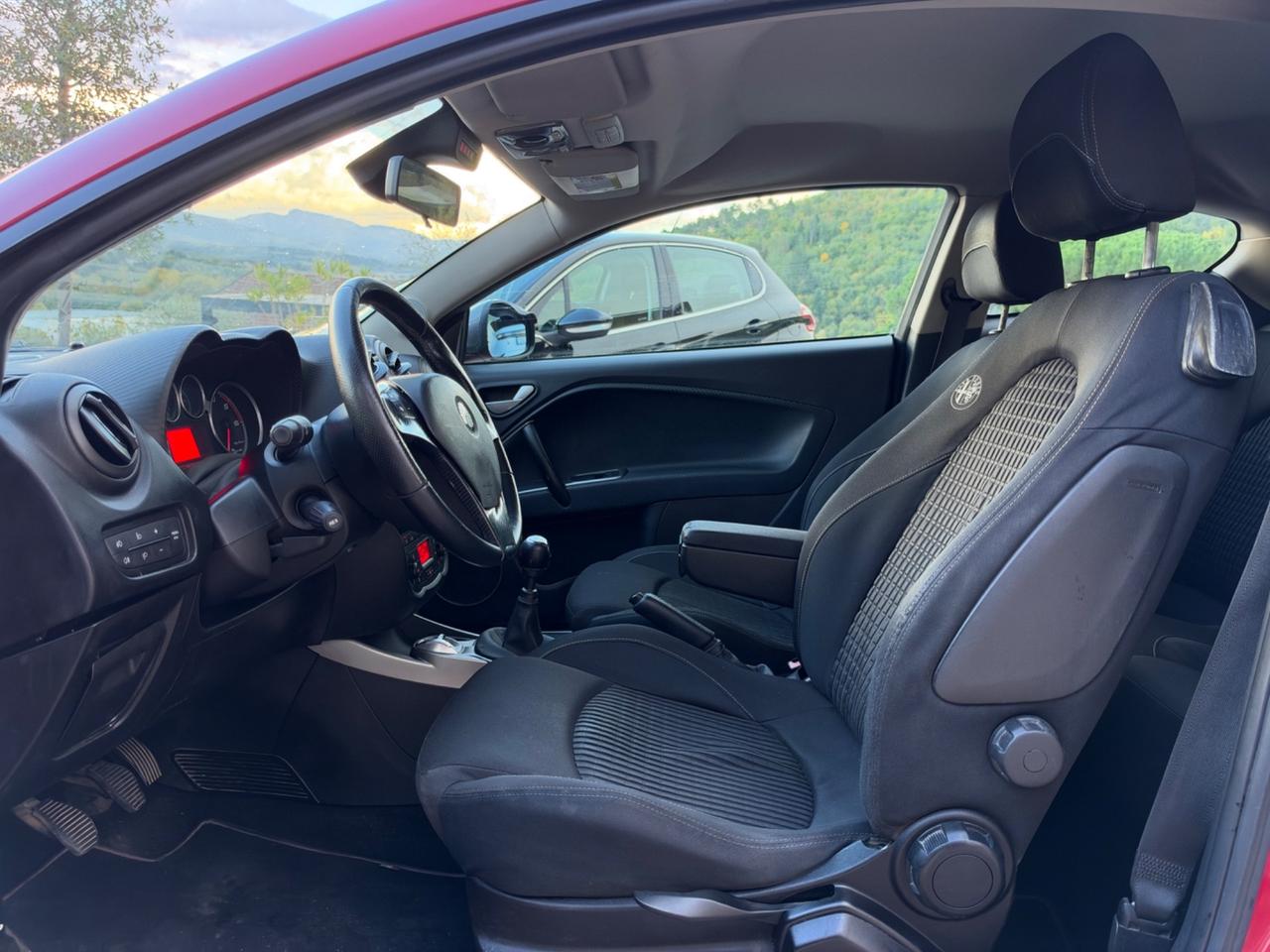 Alfa Romeo MiTo 1.3 JTDm 16V 90 CV Distinctive Sport Pack