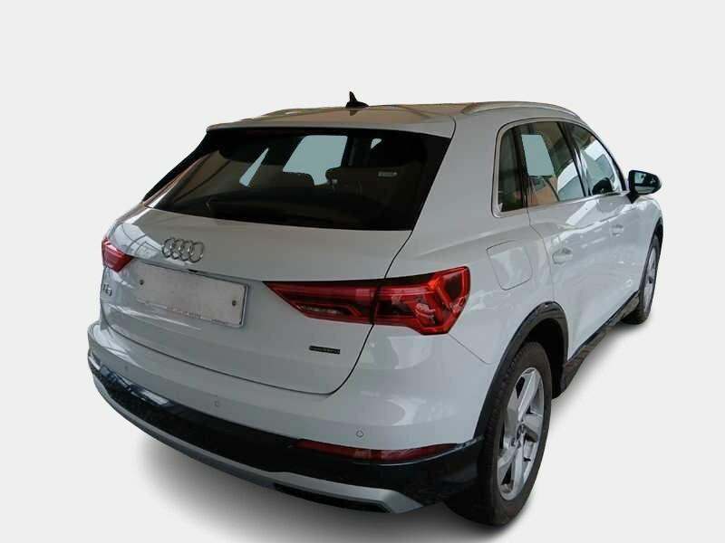 AUDI Q3 35 TDI quattro S tronic Business Advanced