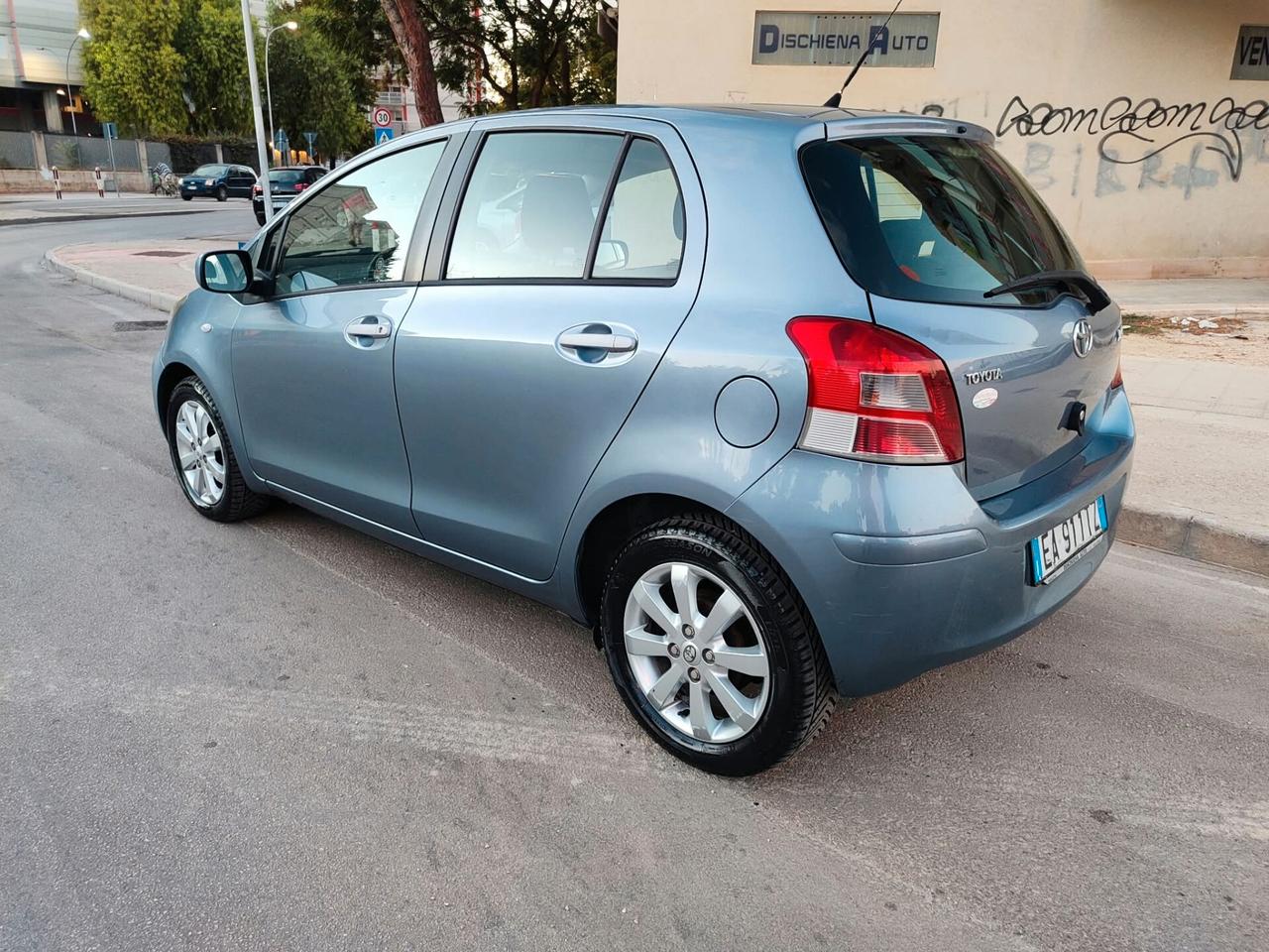 Toyota Yaris 1.4 D-4D 90CV ( 2010)