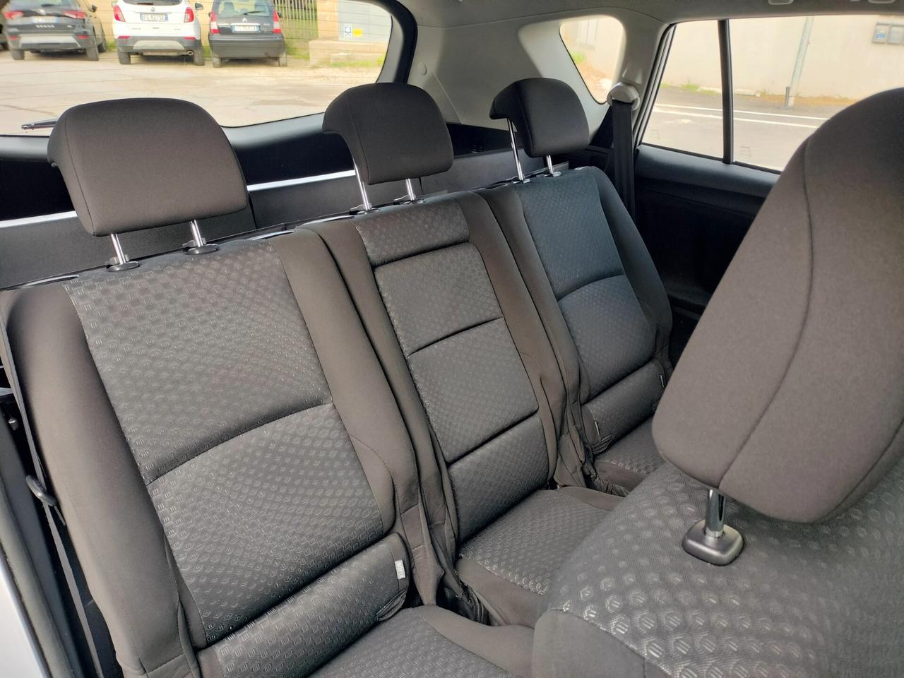 Toyota Verso 2.0 D Sol