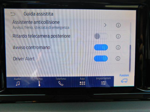 FORD Tourneo Courier 1.0 EcoBoost Powershift Titanium Carplay