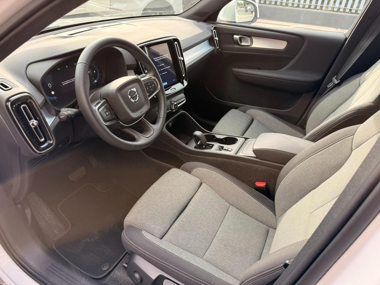 Volvo XC40 B3 automatico Core