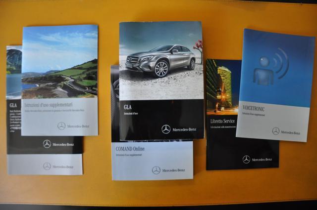MERCEDES-BENZ GLA 200 CDI Automatic 4Matic PremiumE6* AMGTELC/XENO/PDC*