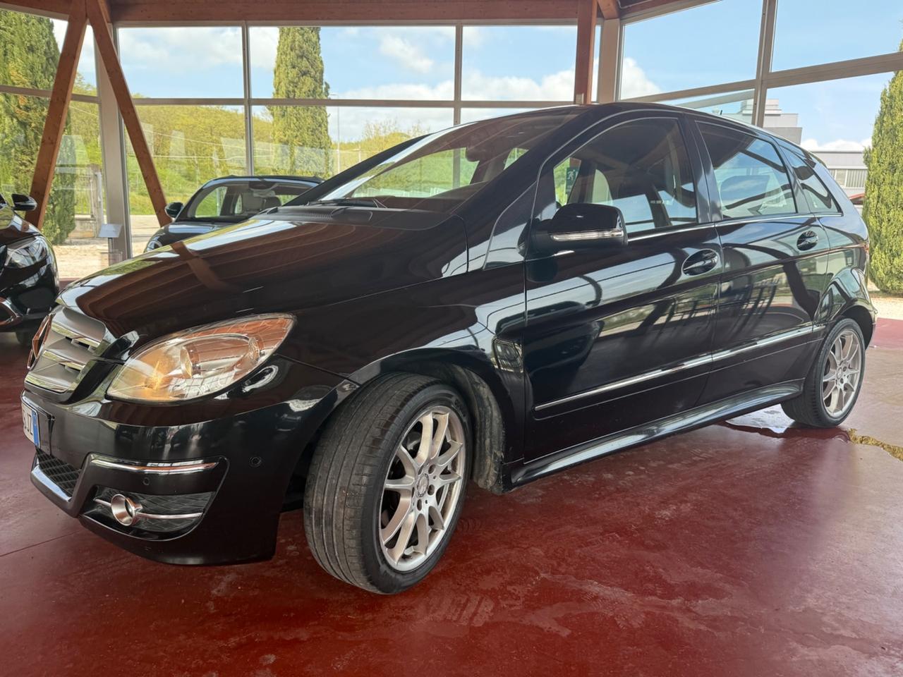 Mercedes-benz B 180 2.0 Diesel - Neopatentati - Gancio Traino