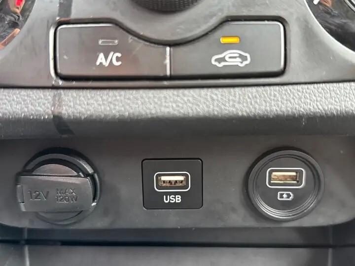 Hyundai i10 1.0 MPI Tech