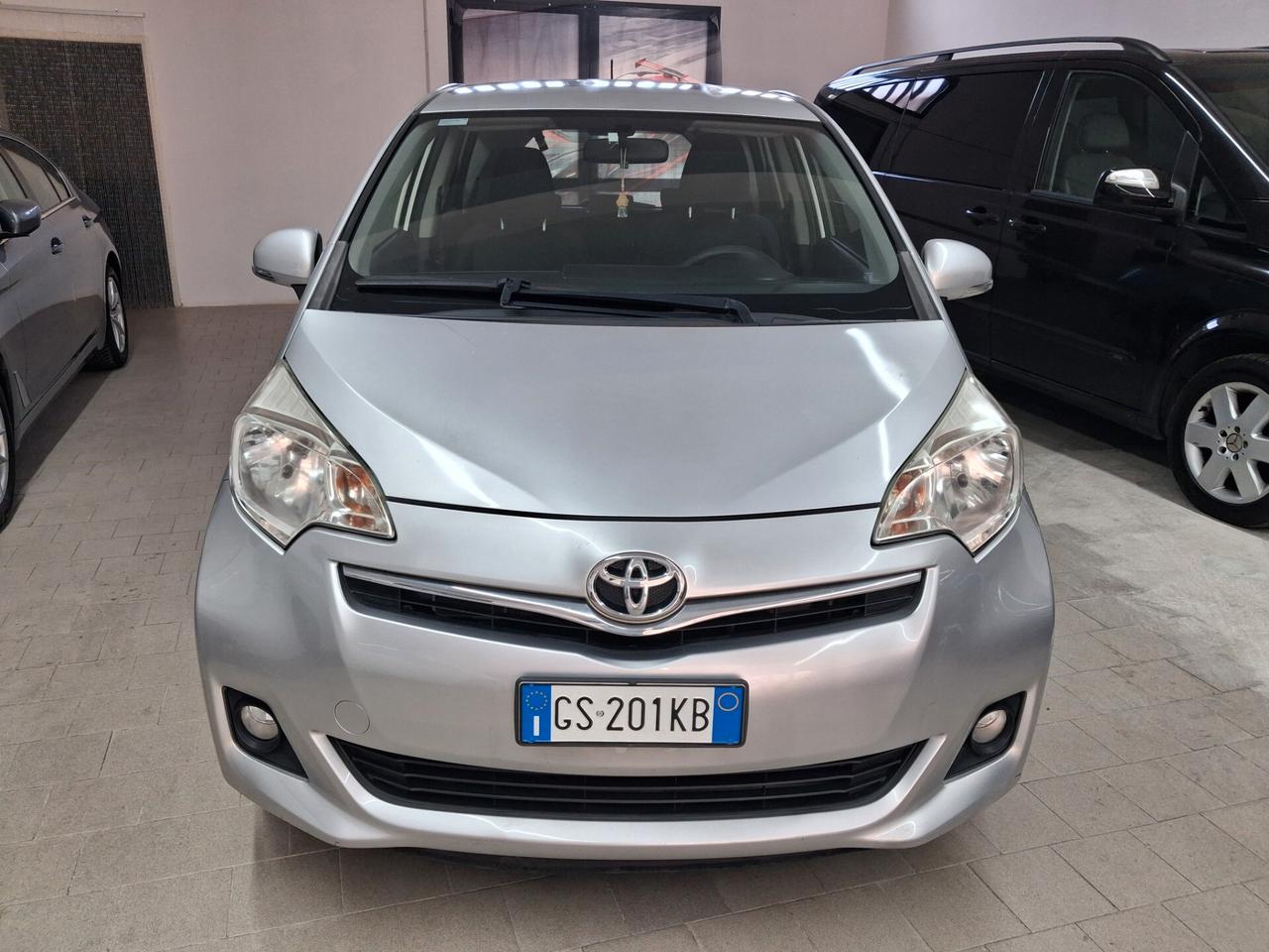 Toyota Verso-S 1.3 CVT Active