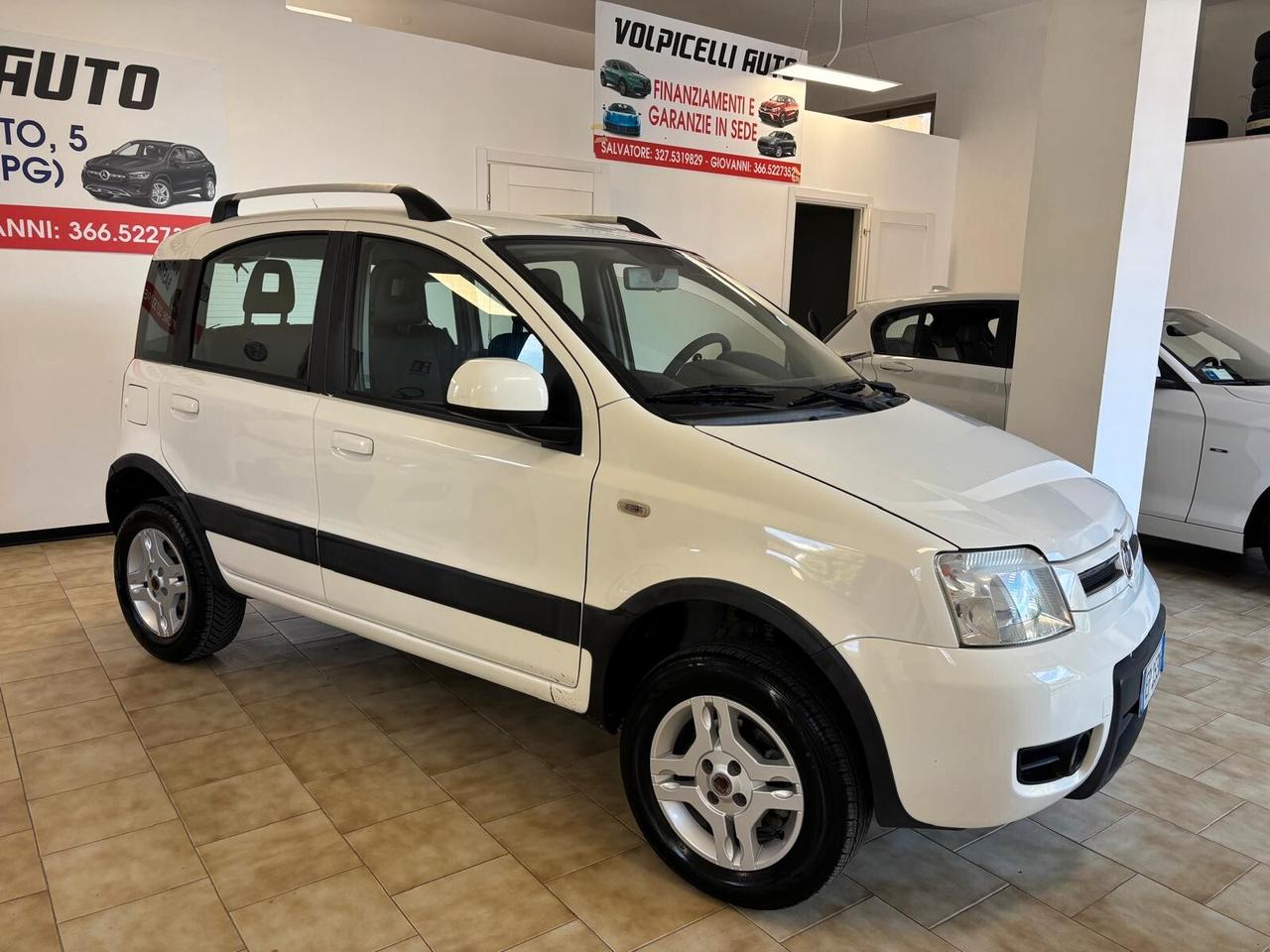 FIAT PANDA ANNO 2012 DS 1.3 ATRAZIONE 4X4 KM 200 MILA