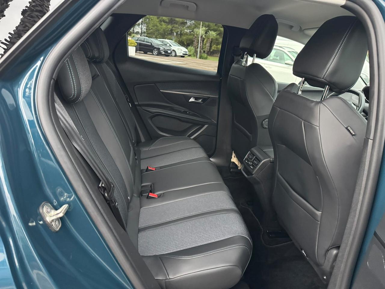 Peugeot 3008 BlueHDi 130 S&S Allure