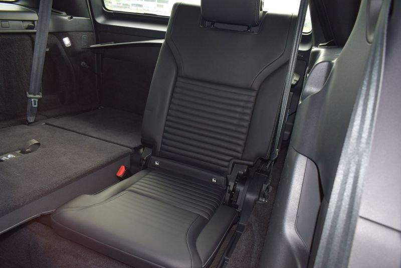 Land Rover Discovery 3.0D I6 249 CV AWD Auto R-DYNAMIC SE