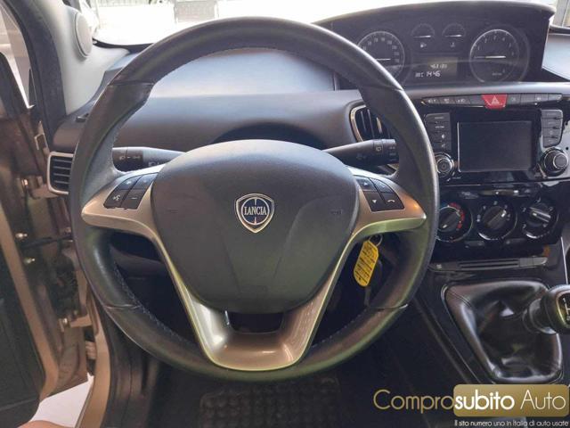 LANCIA Ypsilon 1.2 69 CV (Garanzia 12 Mesi) Neopatentati ?