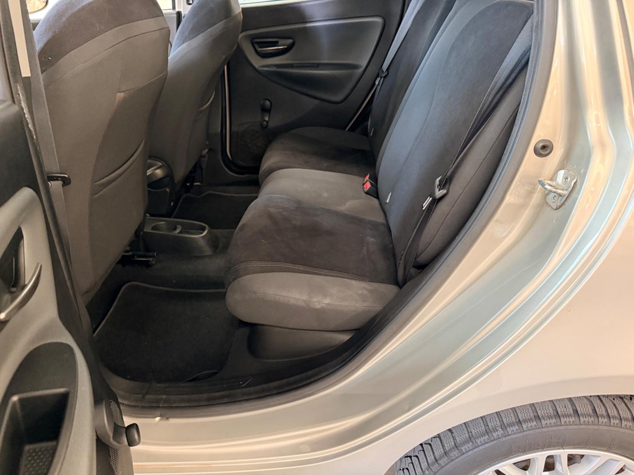 Lancia Ypsilon 0.9 TwinAir 85 CV 5 porte Metano Ecochic Gold