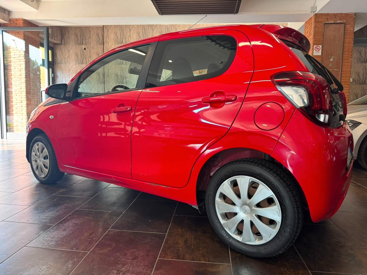 Peugeot 108 VTi 68 5 porte Allure TOP!