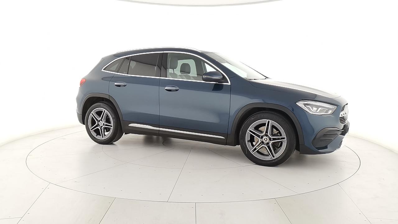 Mercedes-Benz GLA-H247 2020 - GLA 200 d Premium auto