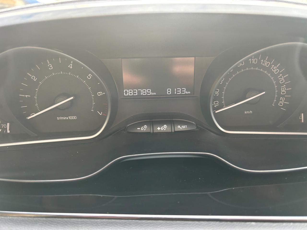 Peugeot 208 PureTech 82 Stop&Start 5 porte Allure