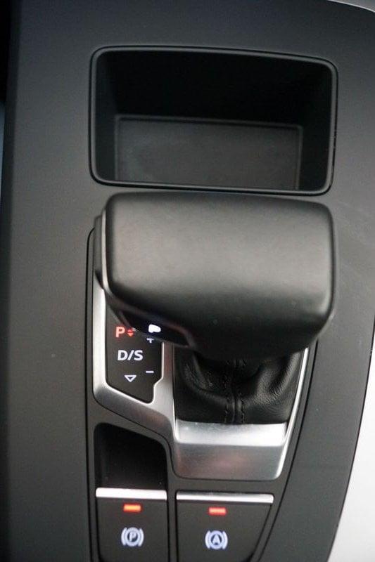 Audi Q5 35 TDI Business Advanced S tronic hybrid