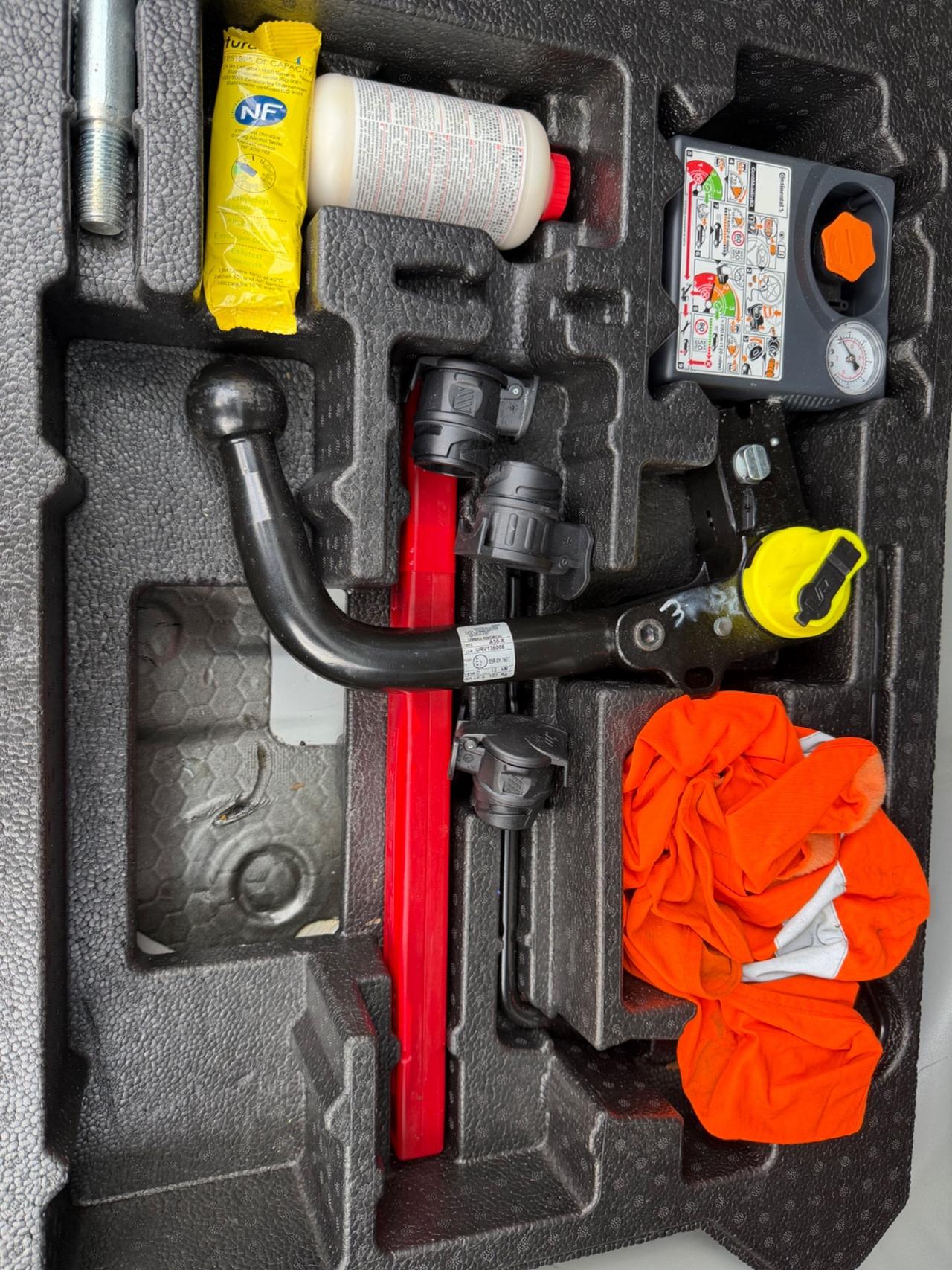 SUZUKI VITARA 1.4 HYBRID KM 50 MILA GANCIO TRAINO