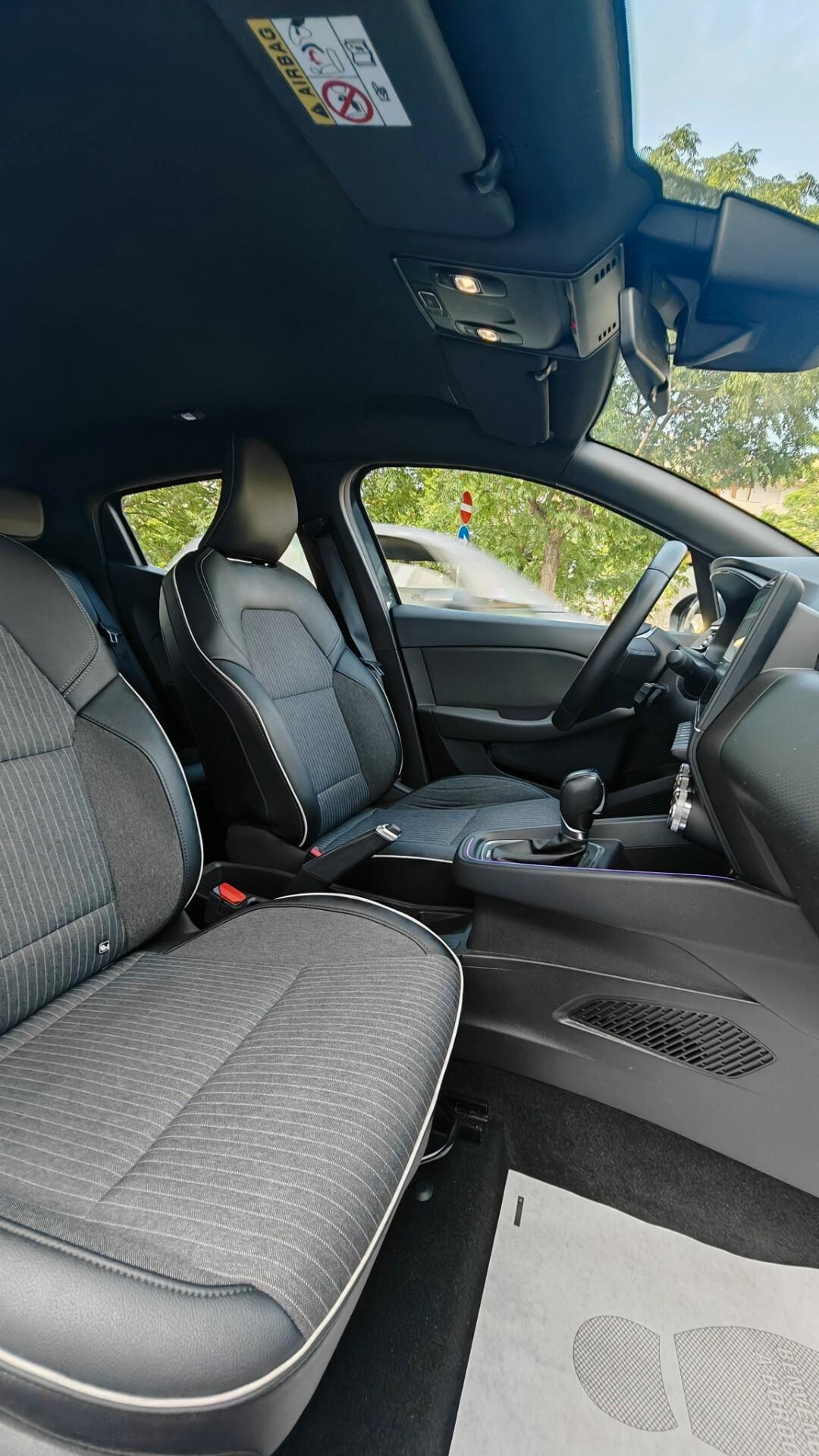 Renault Clio Full Hybrid E-Tech 140 CV 5 porte Intens