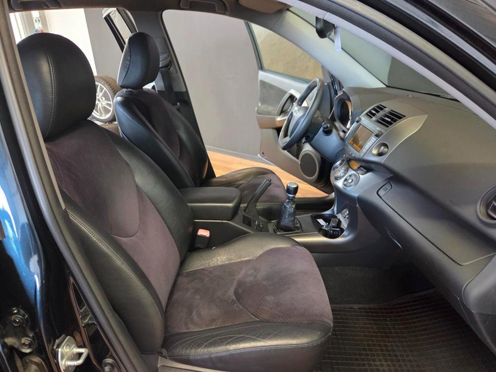 Toyota RAV4 5 Porte RAV4 2.2 d-4d Exclusive 150cv dpf