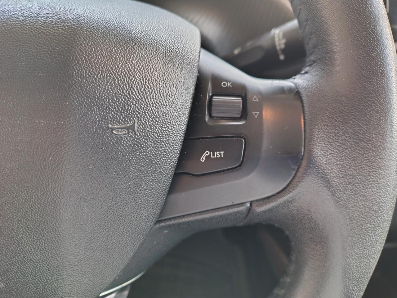 Peugeot 2008 PureTech 82 Allure