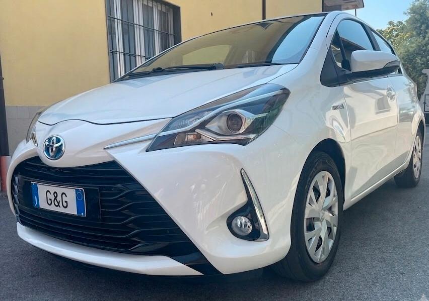 Toyota Yaris 1.5 Hybrid 5 porte Business