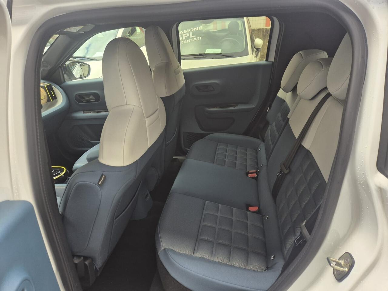 Fiat Grande Panda 1.2 Hybrid 110 CV S&S La Prima