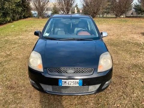 Ford Fiesta 2007 photo 2