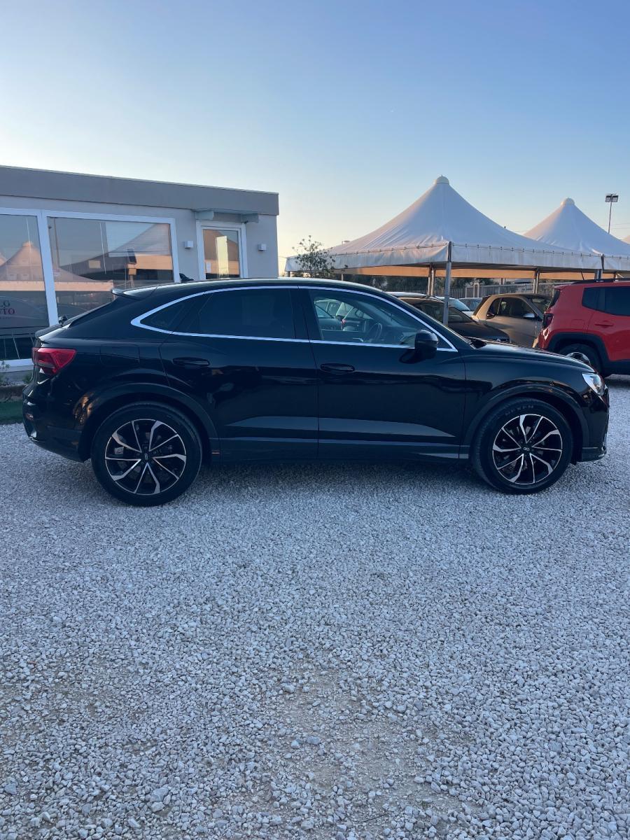 AUDI - Q3 Sportback - Q3 SPB 35 TDI S tronic S line edition