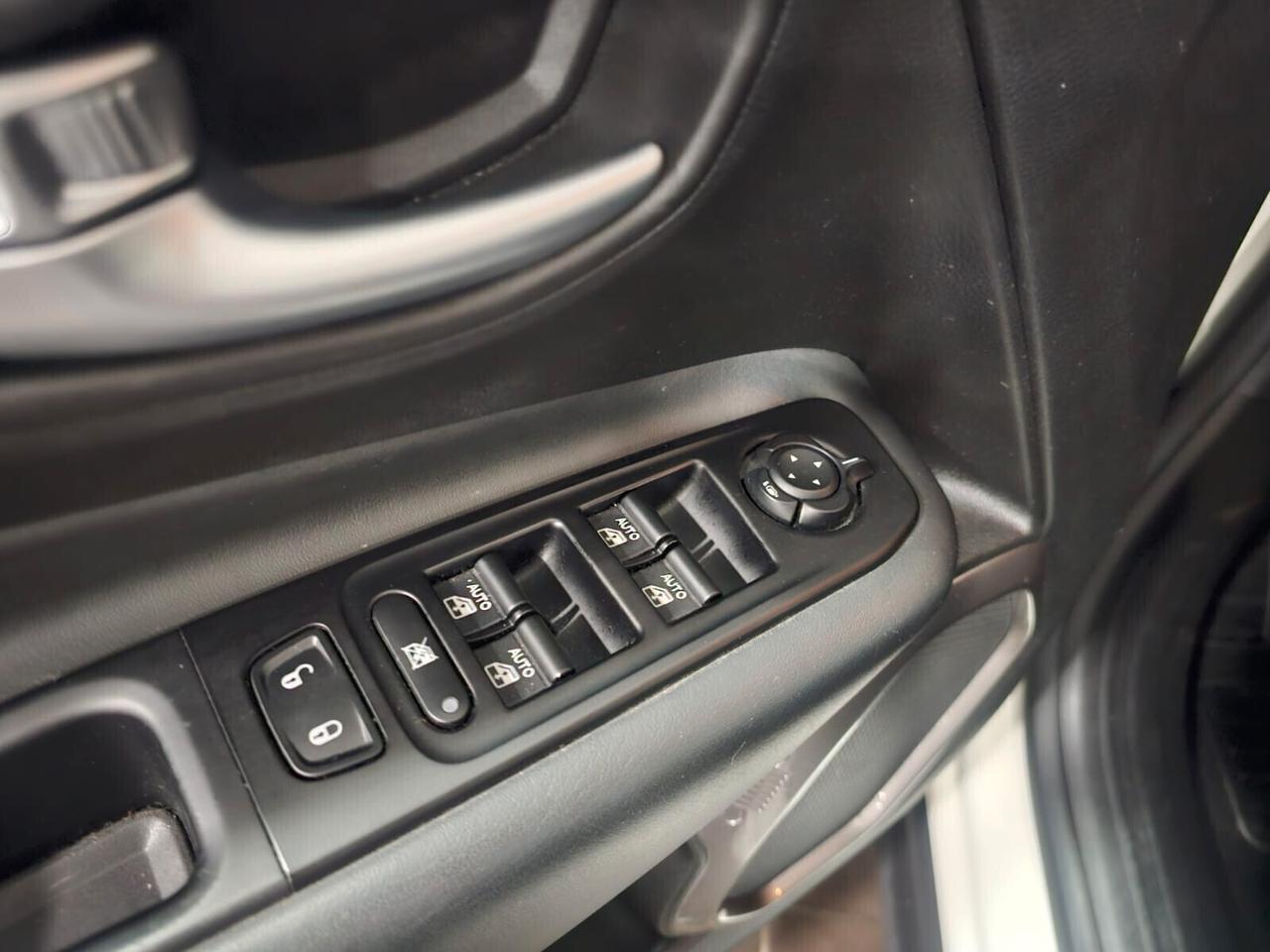 NUOVA JEEP RENEGADE LIMITED BLACK LINE 1.6 MJT 130CV