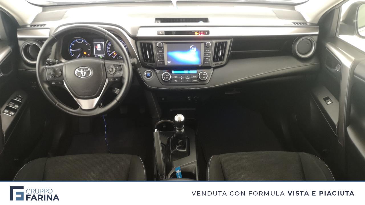 TOYOTA Rav4 IV 2016 - Rav4 2.0 d-4d Lounge 2wd mt