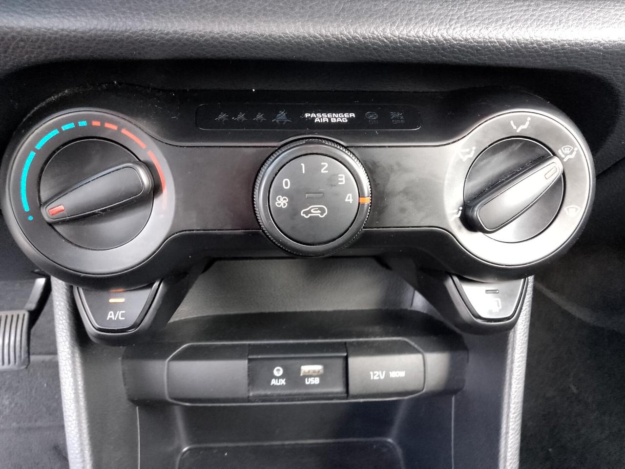 Kia Rio 1.0 POCHI CHILOMETRI 67CV