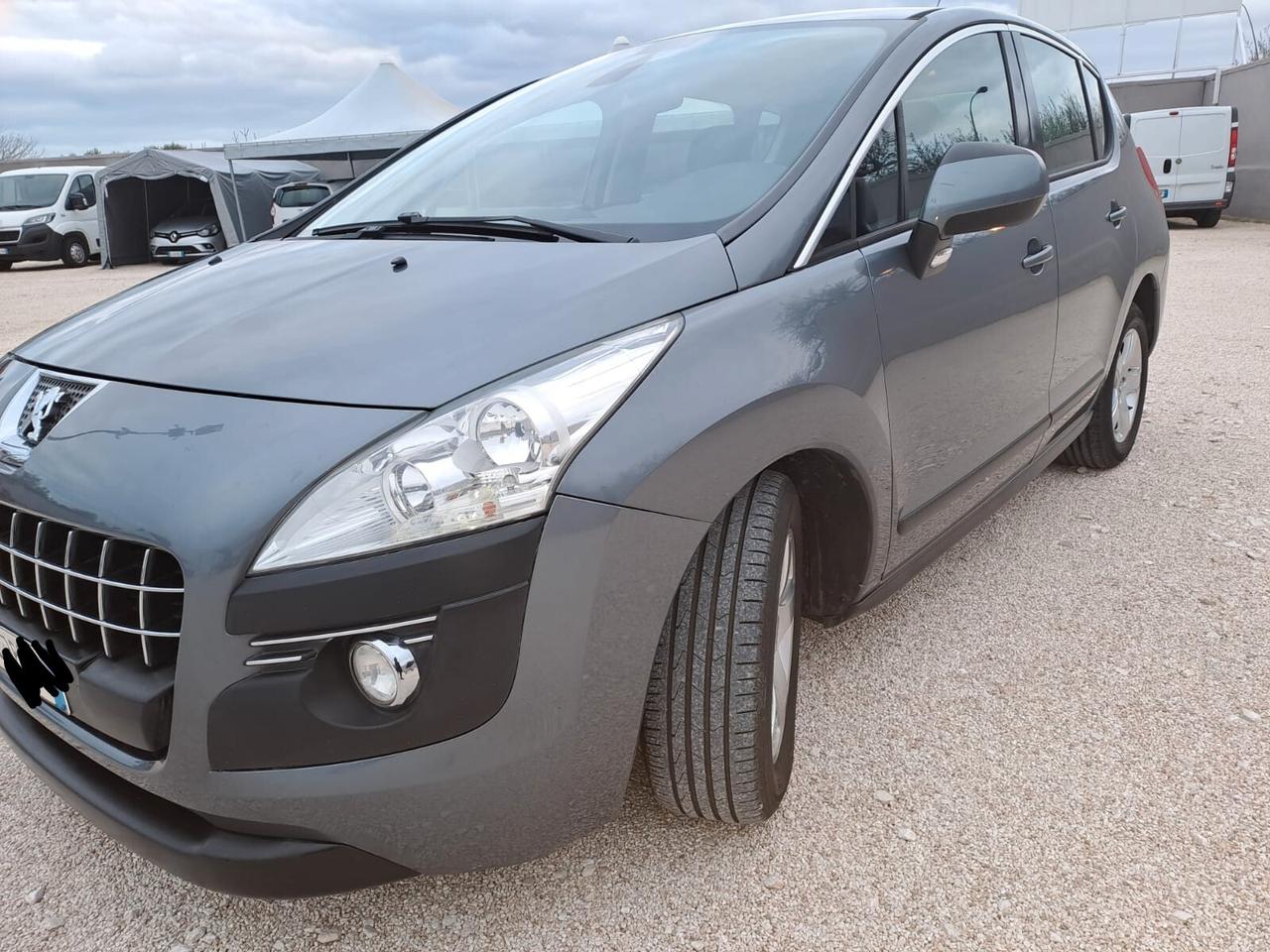 Peugeot 3008 1.6 e-HDi 112CV cambio robotizzato S.&S. Business