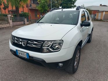 Dacia Duster 1.6 GPL Lauréate