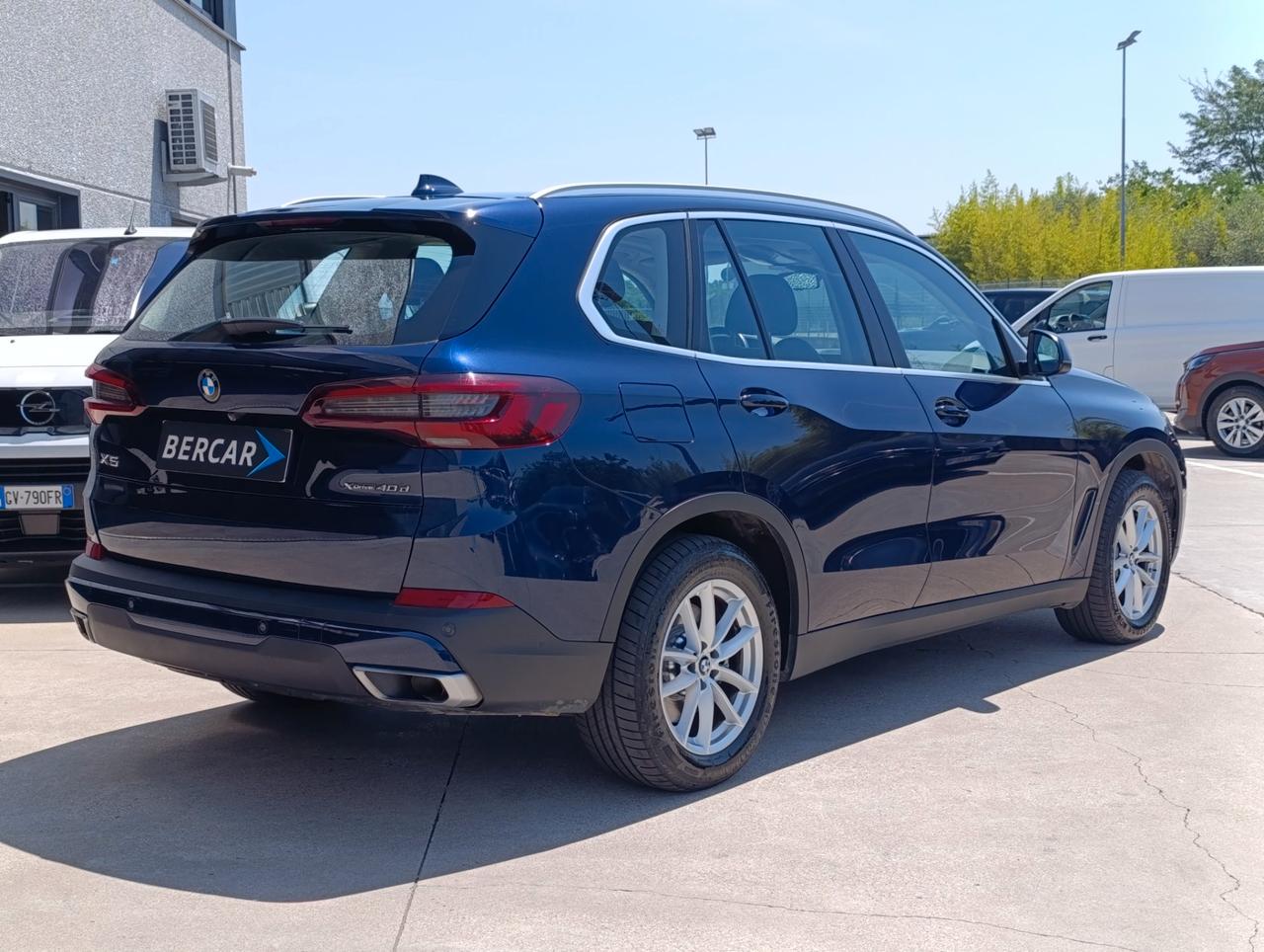 BMW X5 xdrive40d mhev 48V Business auto