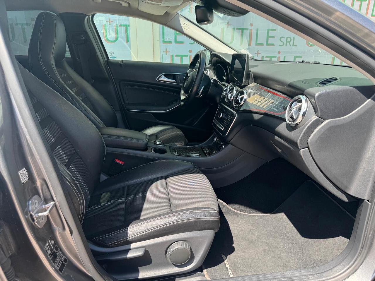 Mercedes-benz GLA 200 d Automatic Premium