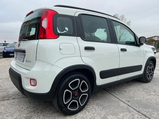 Fiat Panda 1.0 FireFly S&S Hybrid City Cross