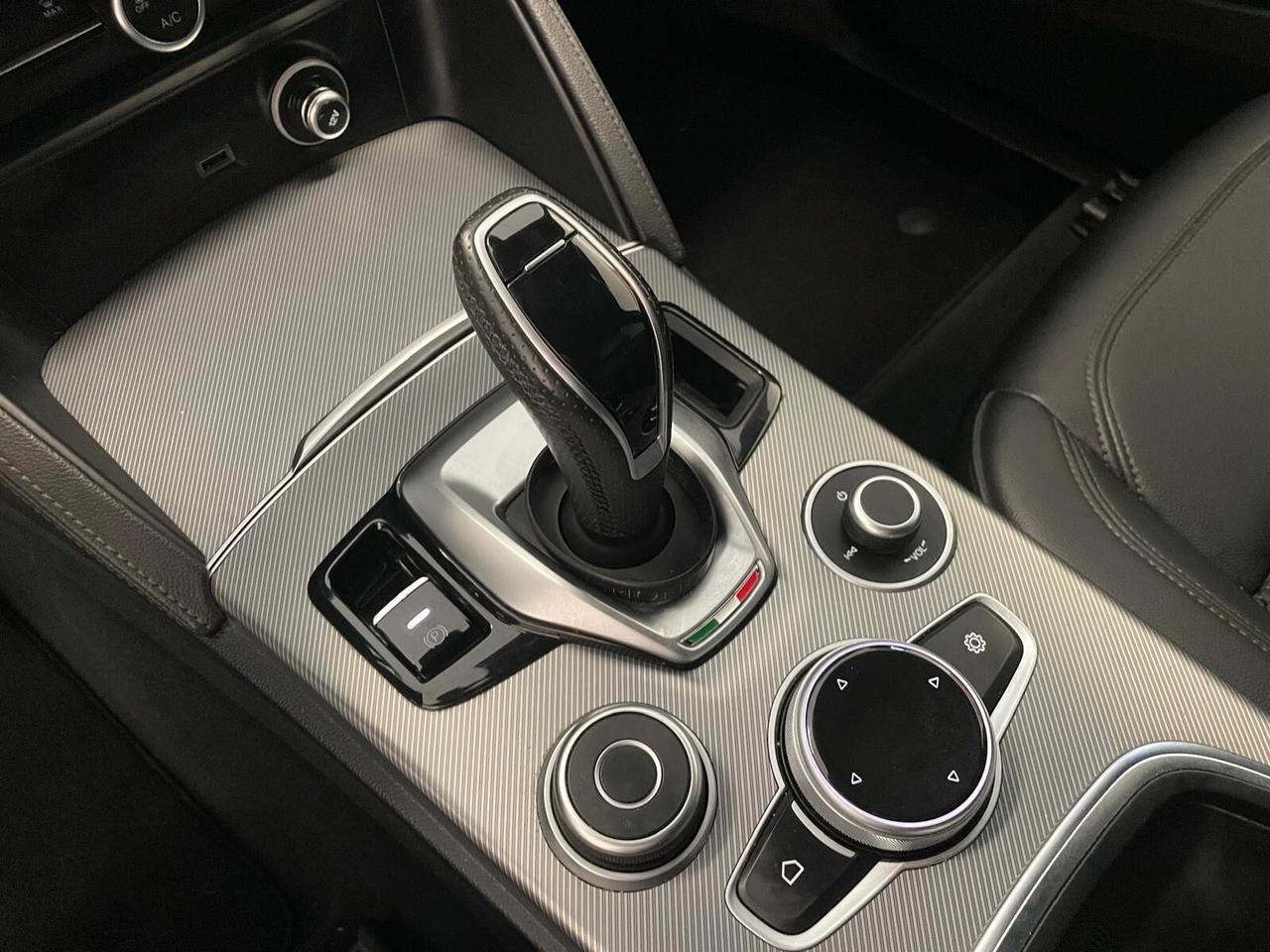 Alfa Romeo Stelvio 2.2 Turbodiesel 190 CV AT8 Q4 Sprint
