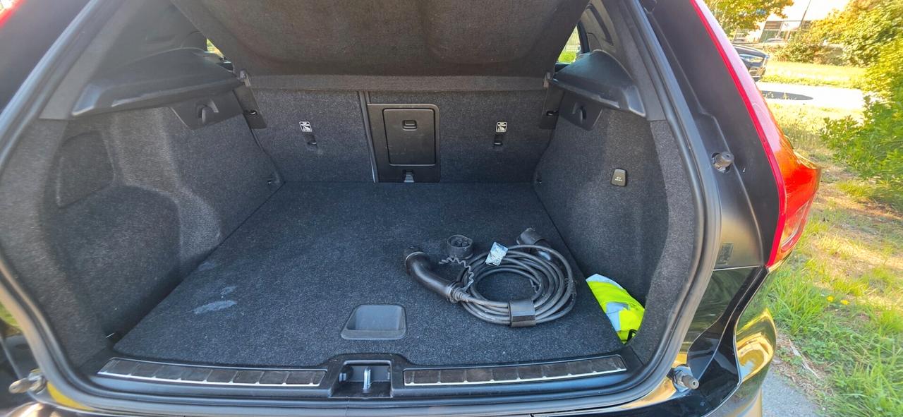 Volvo XC40 T5 261 CV Recharge Plug-in Hybrid Inscription