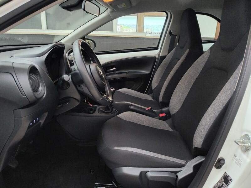 Toyota Aygo X Aygo X 1.0 Active 72cv