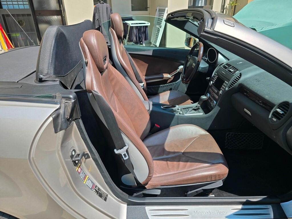Mercedes-benz SLK 350 cat BOOK SERVICE/NAVI/XENON/CRS