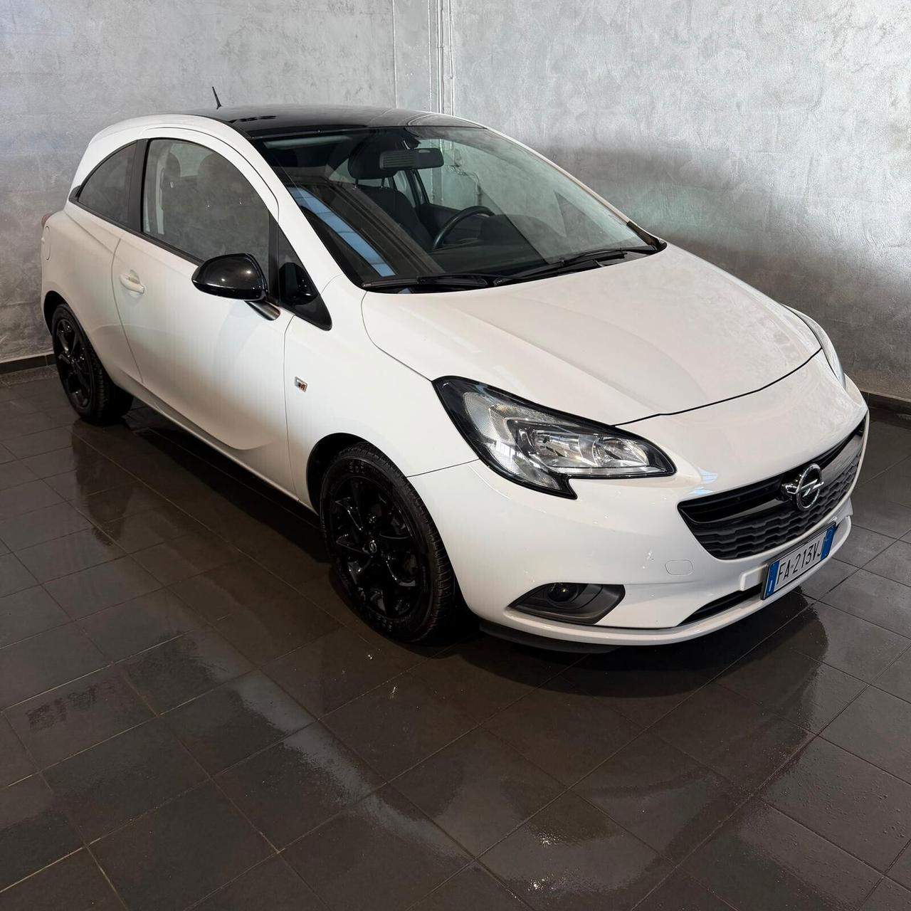 Opel Corsa 1.4 BENZINA AUTOMATICA