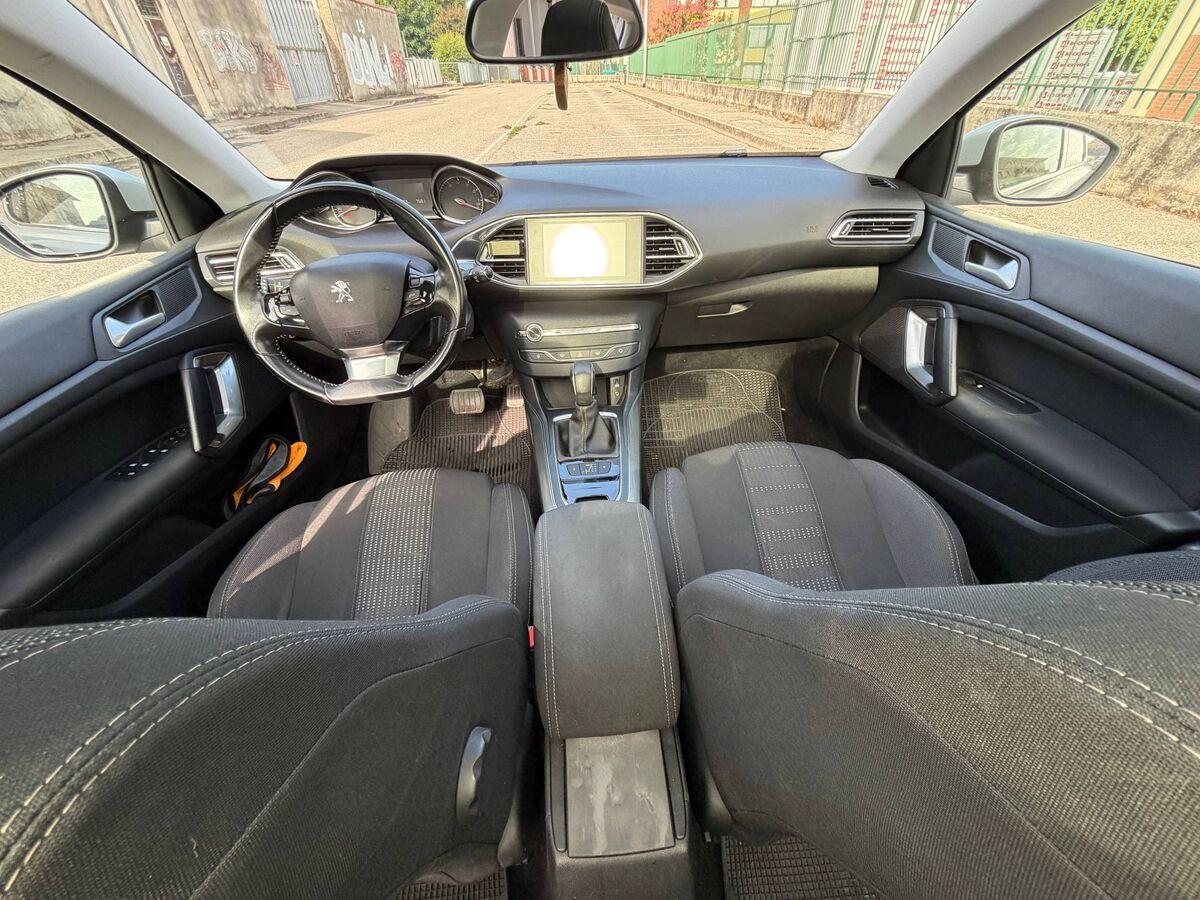 Peugeot 308 1.2 puretech t Allure s&s 130cv eat6