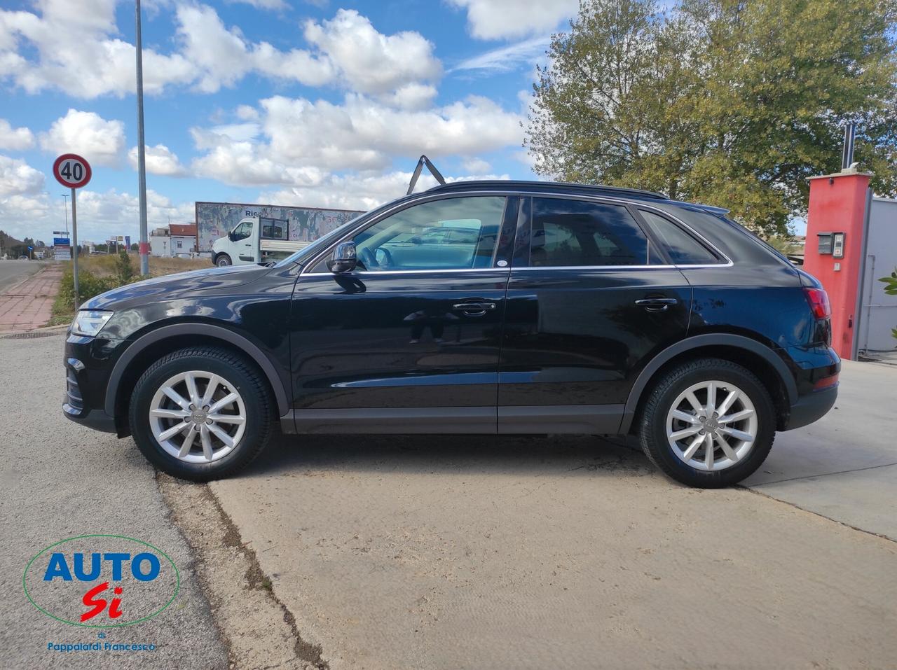 Audi Q3 2.0 TDI - 150cv FULL OPTIONAL