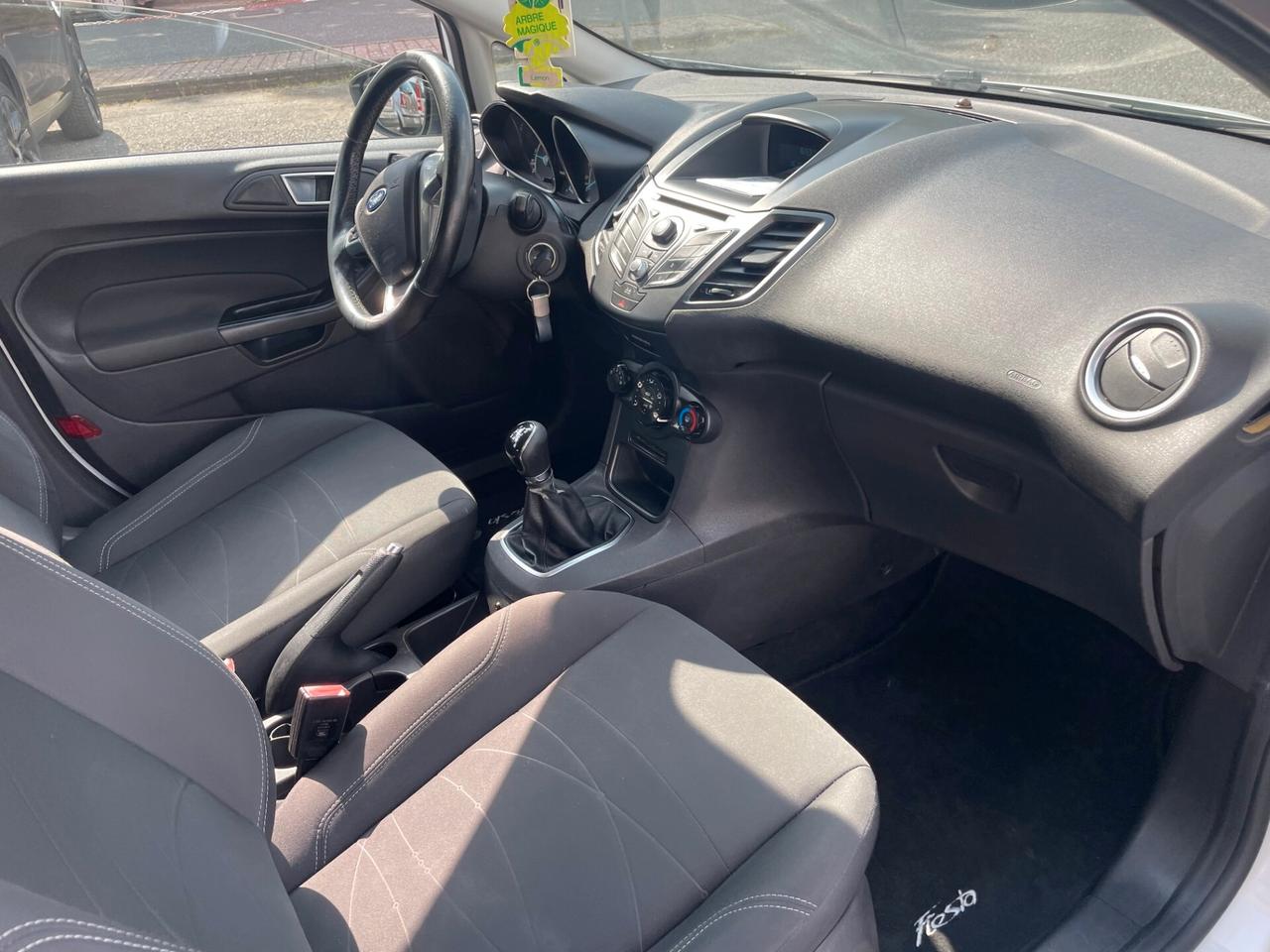 Ford Fiesta 1.5 TDCi 75CV 5 porte Business