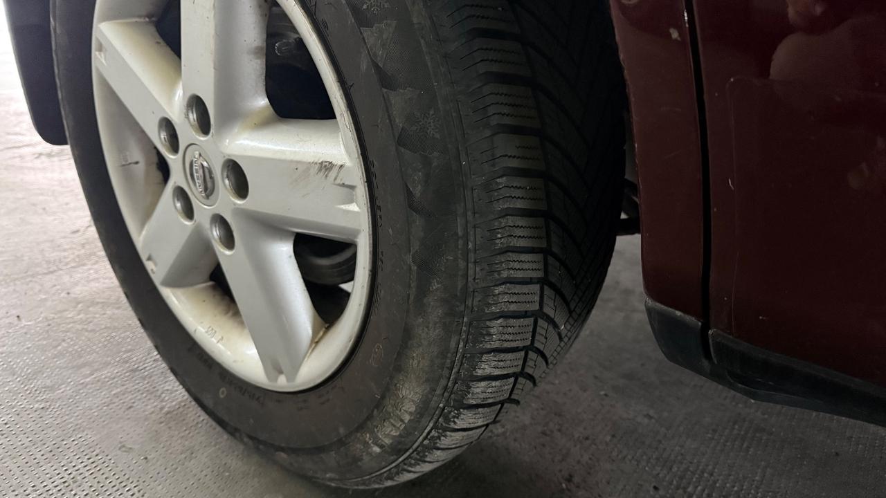 Nissan X-Trail 2.2 dCi Elegance Columbia GUIDA A DX