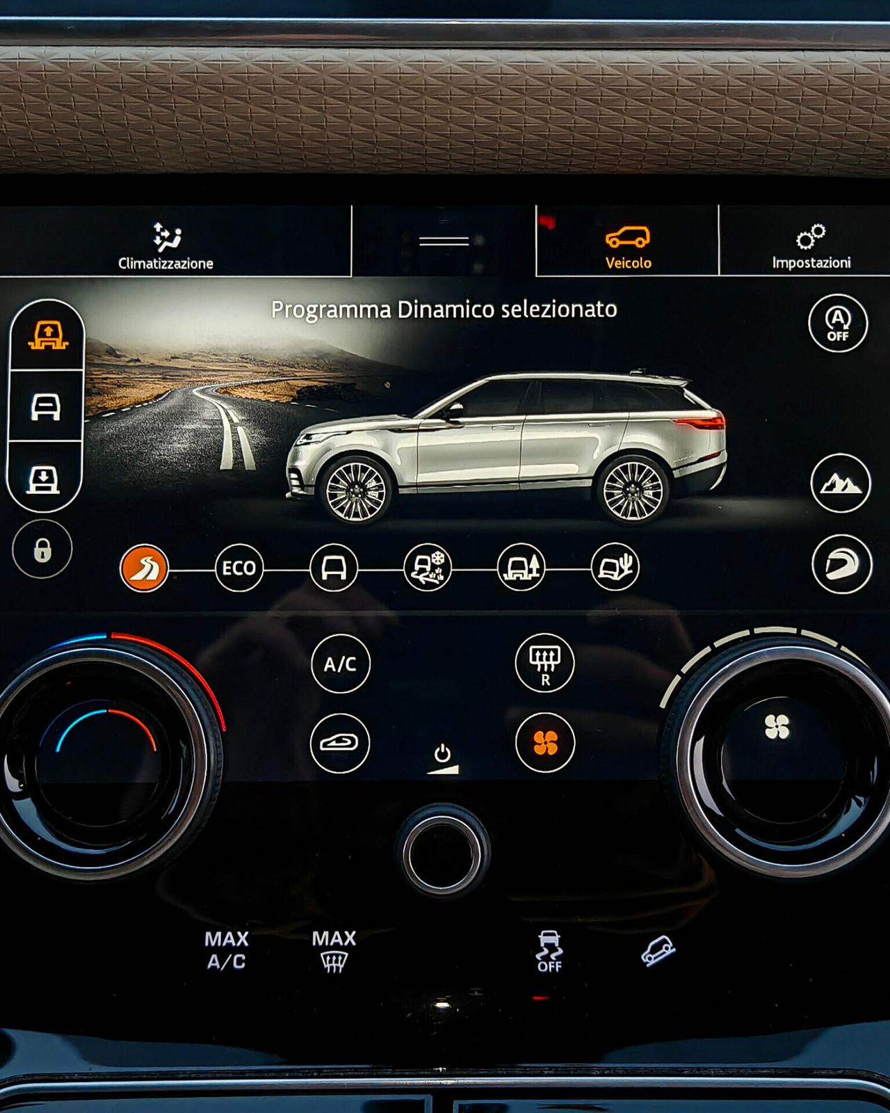 Land Rover Range Rover Velar 2.0D I4 240 CV R-Dynamic SE